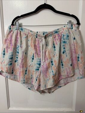 Old Navy Active Wear lined Shorts in Pastel Tie-Dye